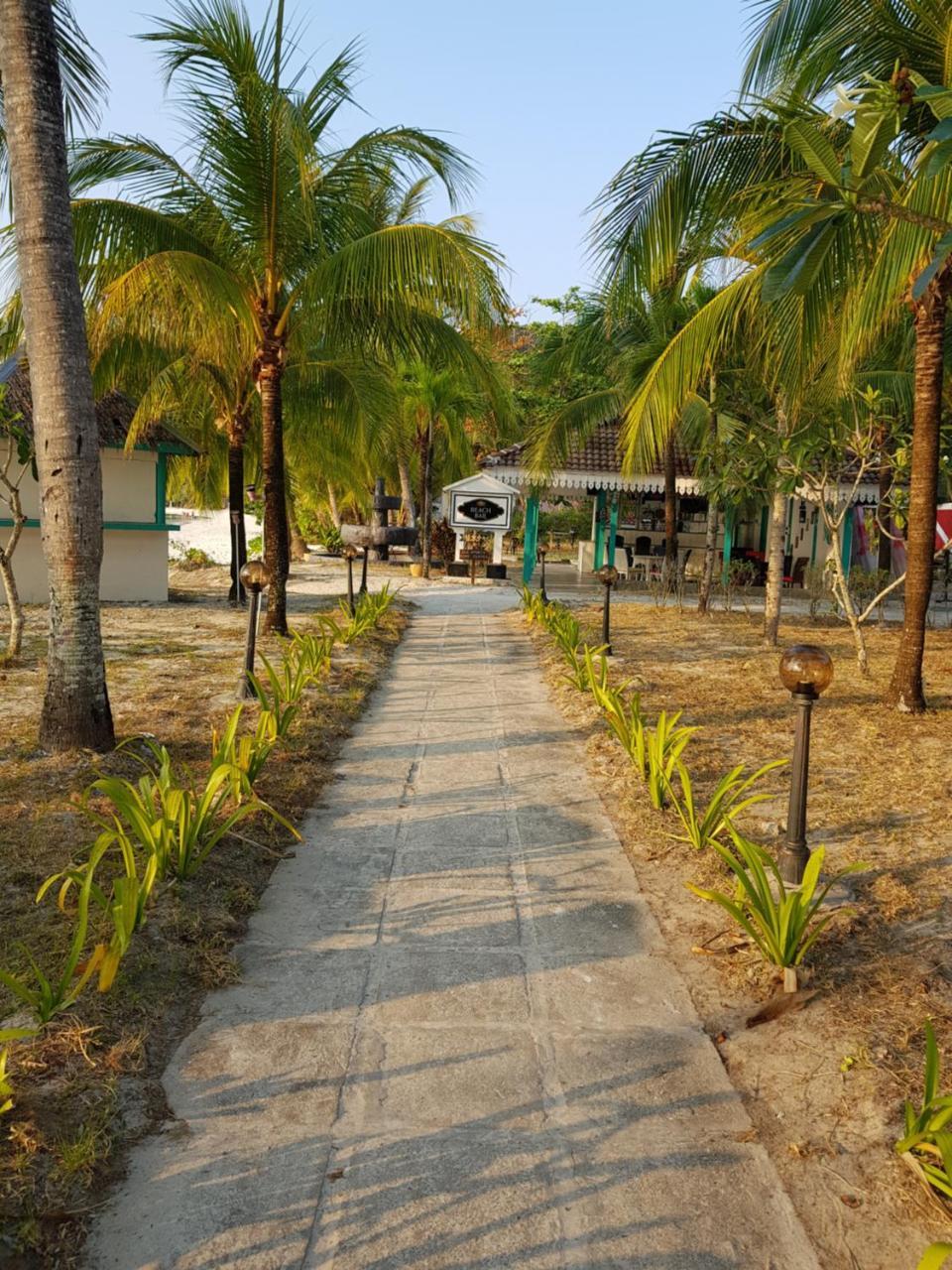 Sari Pacifica Resort & Spa, Lang Tengah Exterior foto