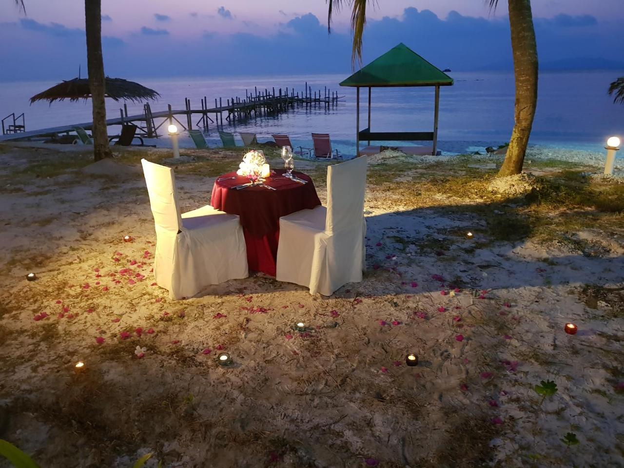 Sari Pacifica Resort & Spa, Lang Tengah Exterior foto